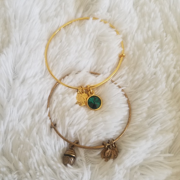 Alex & Ani Bracelet Bundle - Picture 1 of 4